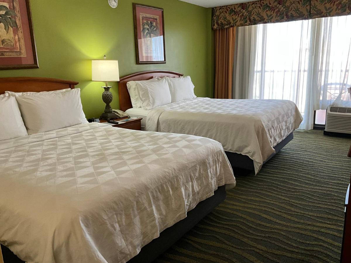 Holiday Inn & Suites Clearwater Beach By Ihg Exterior photo